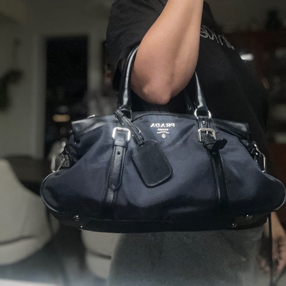 Classic Prada - Picture 8 of 9